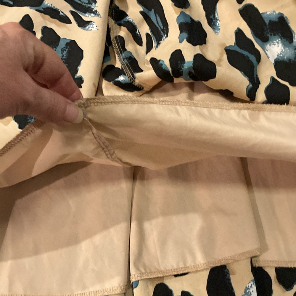 Dress - Picture 5 of 5
